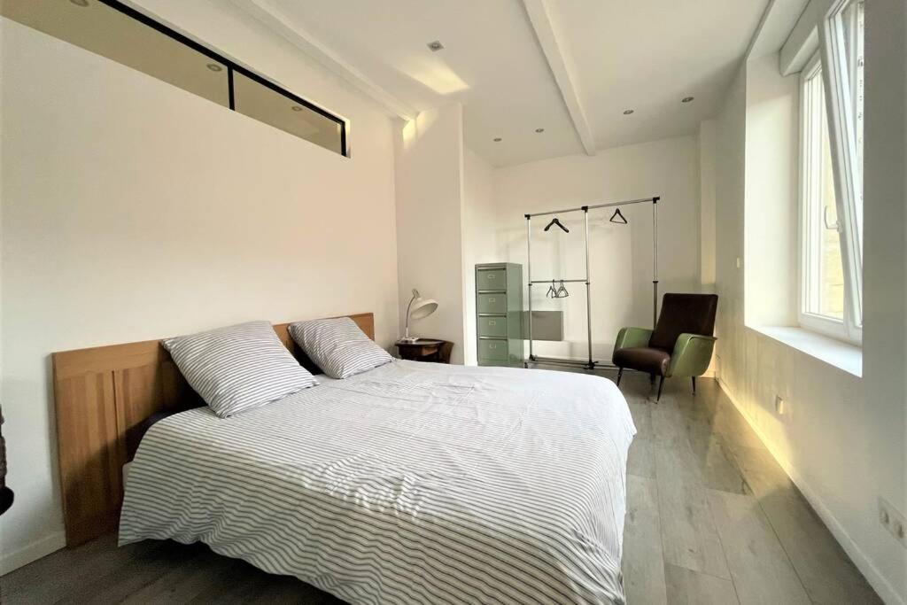 Superbe Loft 100M2 Proche Cathedrale Avec Parking Apartment แร็งส์ ภายนอก รูปภาพ