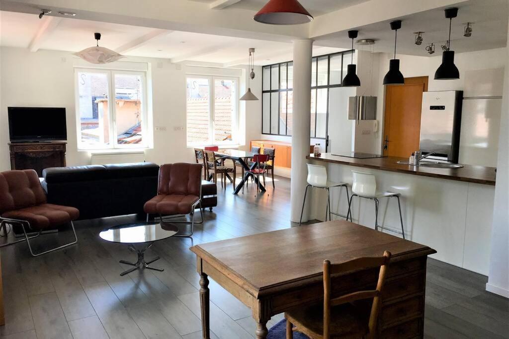 Superbe Loft 100M2 Proche Cathedrale Avec Parking Apartment แร็งส์ ภายนอก รูปภาพ
