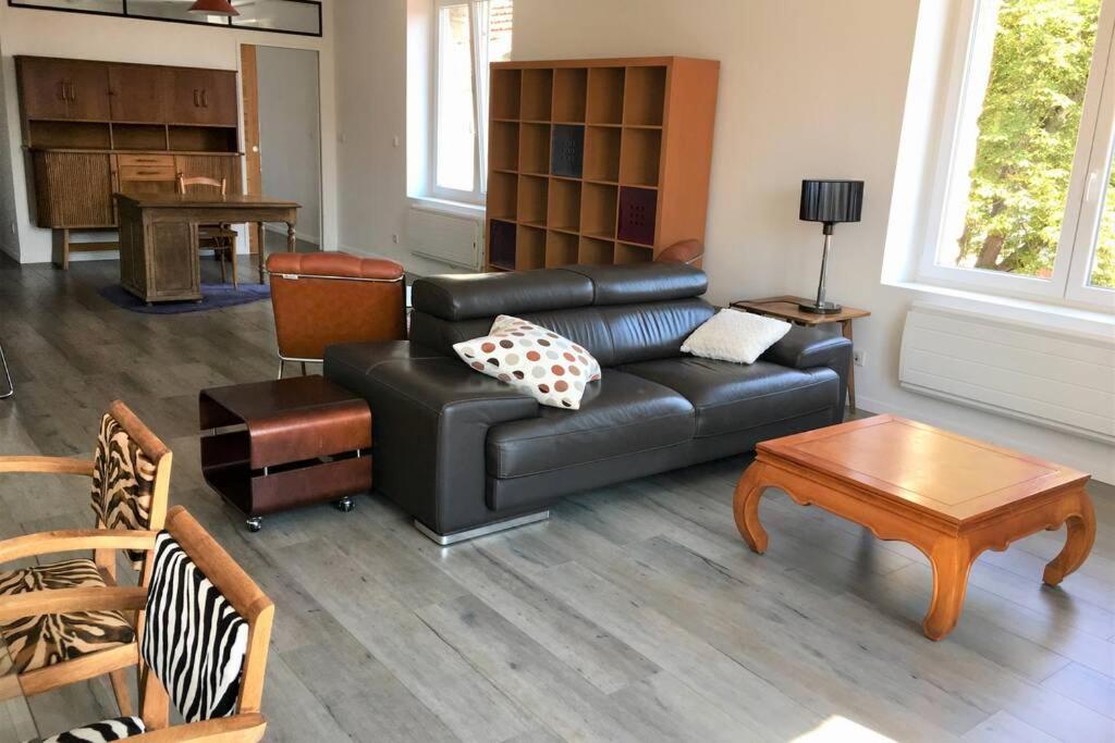 Superbe Loft 100M2 Proche Cathedrale Avec Parking Apartment แร็งส์ ภายนอก รูปภาพ